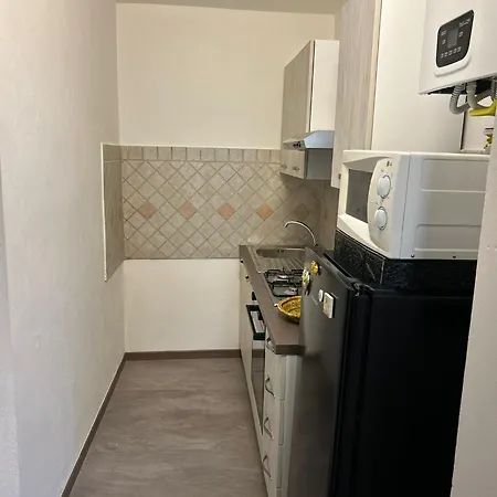 La Casa Di Hank - Il Centro Storico E L Autodromo Lägenhet *