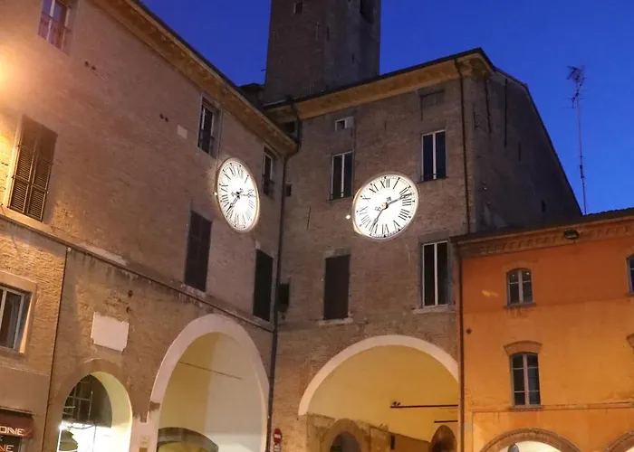 Apartman La Casa Di Hank - Il Centro Storico E L Autodromo