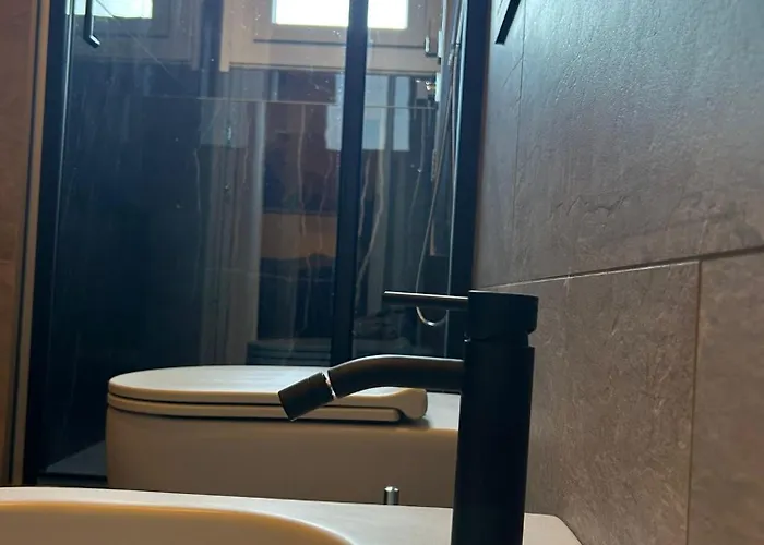 Apartman La Casa Di Hank - Il Centro Storico E L Autodromo *