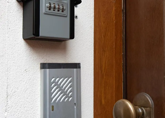 La Casa Di Hank - Il Centro Storico E L Autodromo 公寓 伊莫拉