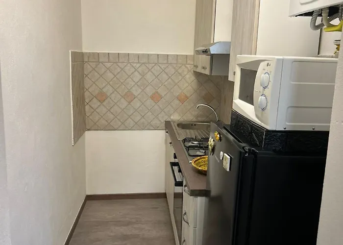 La Casa Di Hank - Il Centro Storico E L Autodromo Apartman *